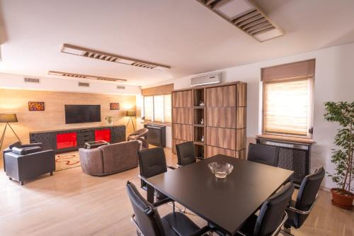 Vozdovac Apartamento | HostGost Selected Suites - BAMS, Private Spa included