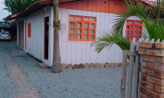 Praia da Armacao do Itapocoroi Casa | Alojamiento DaCosta