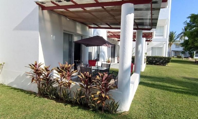 Granjas del Marques Casa | HostPal Residencial Vindeza Acapulco Diamante