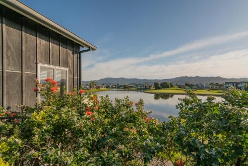 Matarangi Casa | Hosts on the Coast The Dunes Lake View