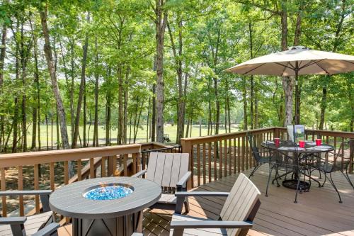 Hot Springs Village Casa | Hot Springs Village Golf Getaway with Deck!