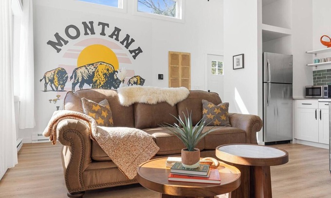 Livingston Casa | 2 Homes in One! Hot Tub + Bikes + Near Downtown