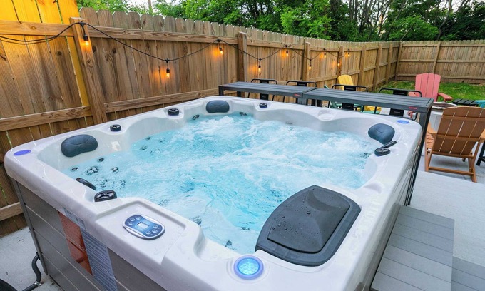 Nashville Casa | Hot Tub Arcade Fire Pit Dog Friendly