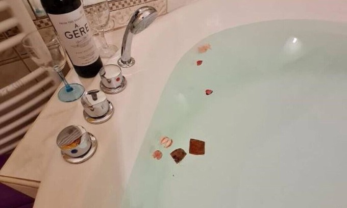Terezvaros Apartamento | Hot Tub Comfy Apartment