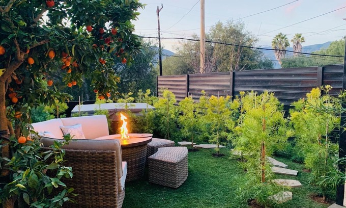 Mira Monte Casa | Hot Tub Haven w/ Fire Table, Brand-New Remodel, Fenced Yard, Great Location