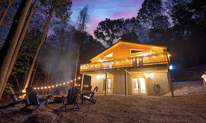 Shenandoah Cabina | Hot Tub, Sauna, Game Room, Fire Pit, EVSE