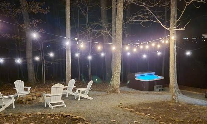 New Market Cabina | 🔥hot tub, view, 🐕 friendly modern cabin