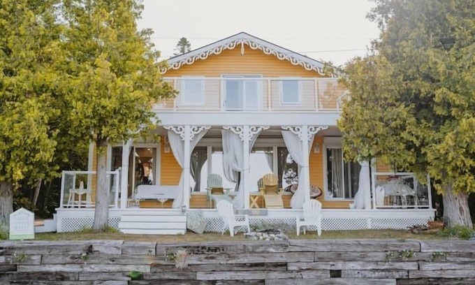 South Bruce Peninsula Casa | Hot Tub Waterfront Cottage - Near Sauble beach