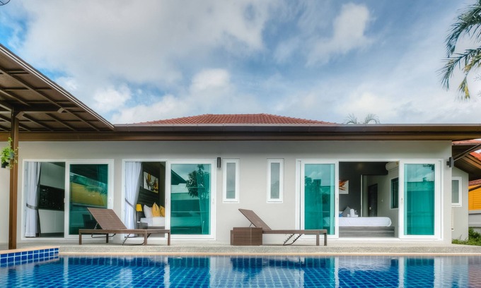 Cherngtalay Casa | Villa caliente a estrenar en la zona de Laguna (Moana Villa)