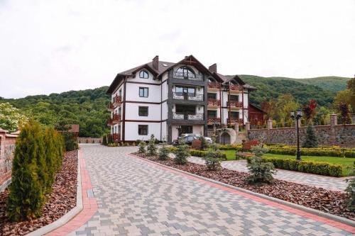 Transcarpathia Hotel | HOTEL Баймонт