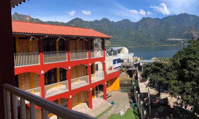 San Pedro La Laguna Hotel | Hotel Adulam