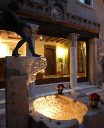 Santa Croce Hotel | Hotel Al Ponte Mocenigo