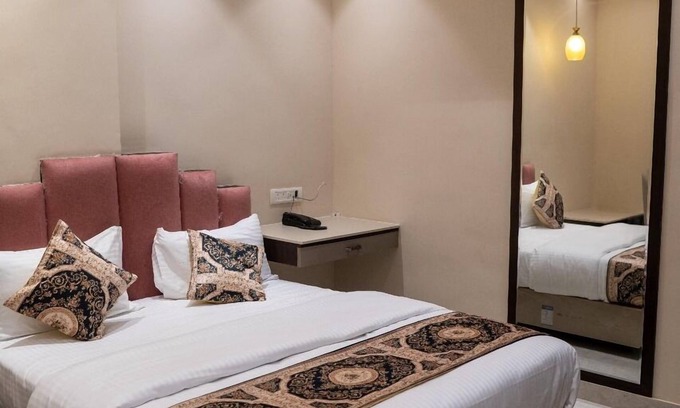 Sarnath Hotel | Hotel Anant Inn