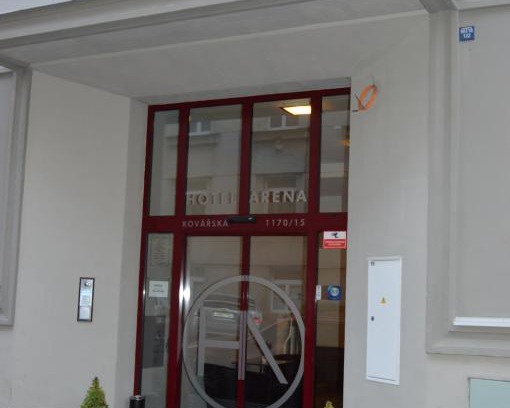 Prague 9 Hotel | HOTEL ARÉNA