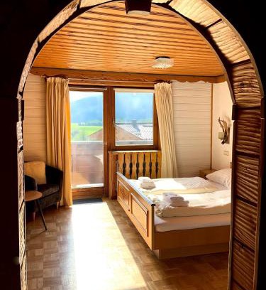 Schonbach Hotel | Hotel Wildrose