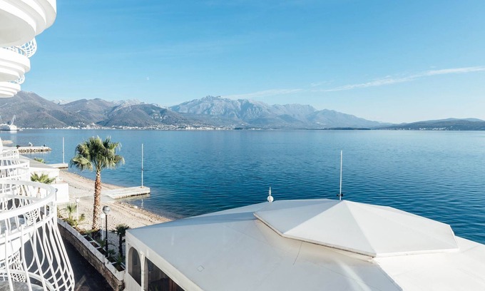 Bijela Hotel | Hotel Azzurro