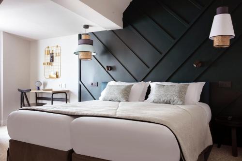 Arsenal Hotel | Hotel Bastille Speria