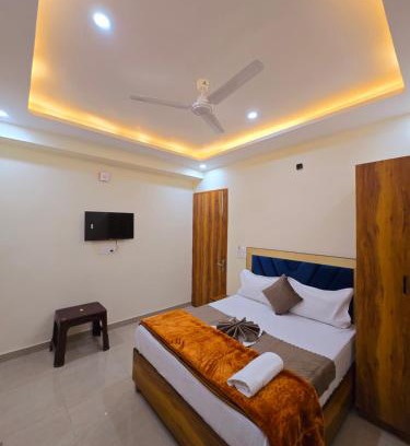 Gurugram Hotel | HOTEL BLU PLAZa