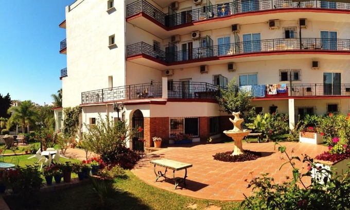 Carihuela Hotel | Hotel Carmen Teresa