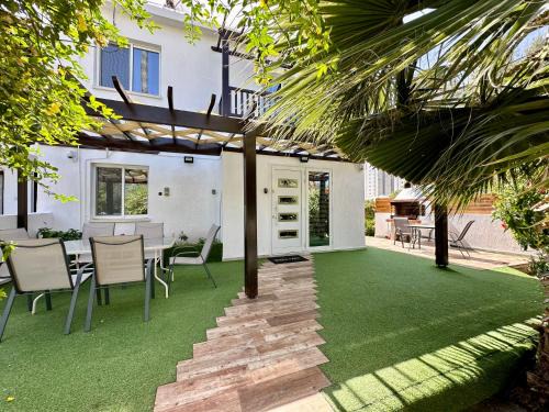 Paphos Casa | Hotel complex house near the beach