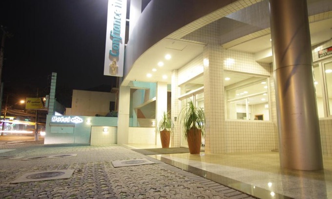 Civic Center Hotel | Hotel Confiance Centro Cívico