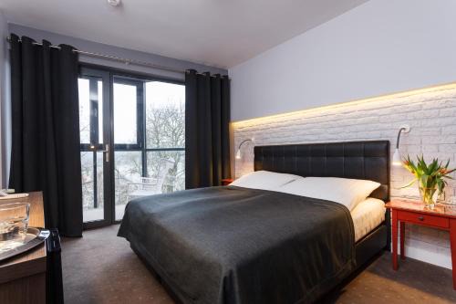 Stare Miasto Hotel | Hotel Czarna Róża