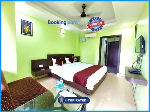 Cuttack Hotel | Hotel Deepganga Inn NEAR SEA BEACH And Jagannath Temple -Lift & Parking facility - Fully Air Conditioning Luxuary Rooms - Best Hotel In Puri