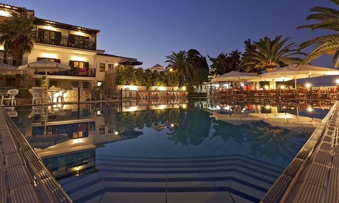 Skopelos Hotel | Hotel Dionyssos