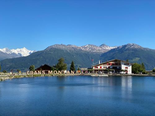 Montana Hotel | Hotel du Lac