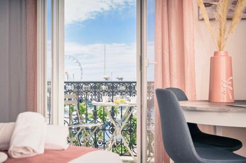 Saint-Raphael Hotel | Hotel du Vieux Port