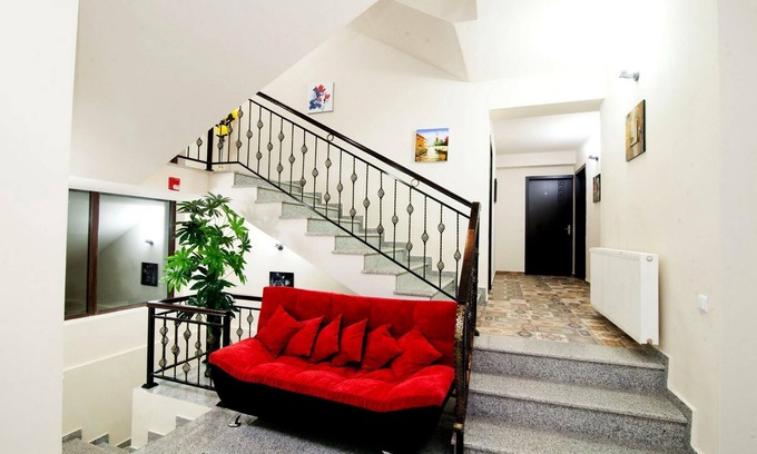 Vake-Saburtalo Hotel | Hotel Ellegance