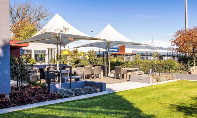 Papanui Hotel | Hotel Elms Christchurch, Ascend Hotel Collection