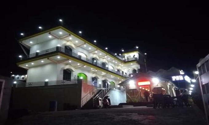 Chamba Hotel | Hotel Friends Club Resort & Restaurant
