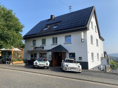 Wimbach Casa | Hotel garni Zum Adenauer Forst