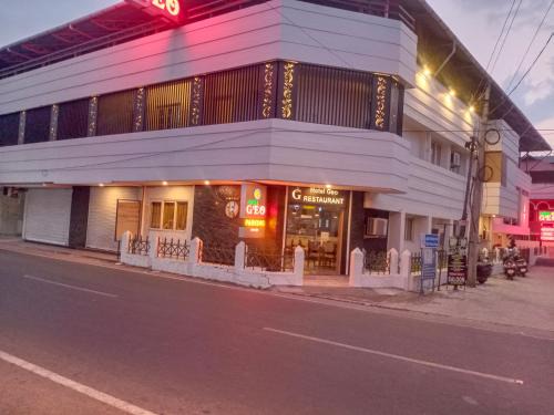 Thoppumpady Hotel | HOTEL GEO
