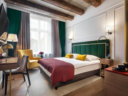 City Centre Hotel | Hotel Golden Queen