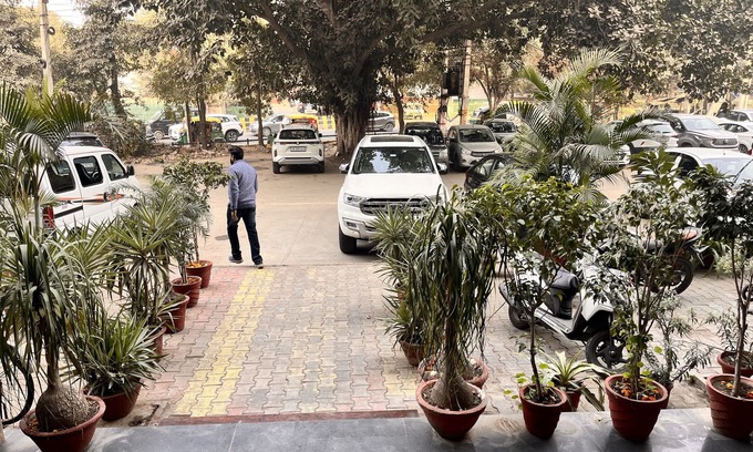 Old Gurgaon Hotel | HOTEL GRACIOUS