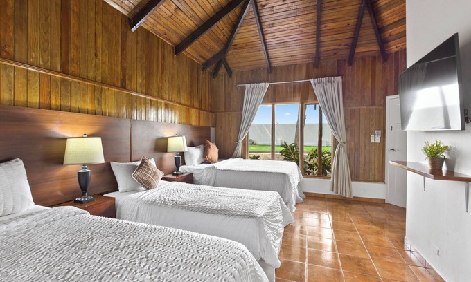 Yoro Hotel | Hotel H4