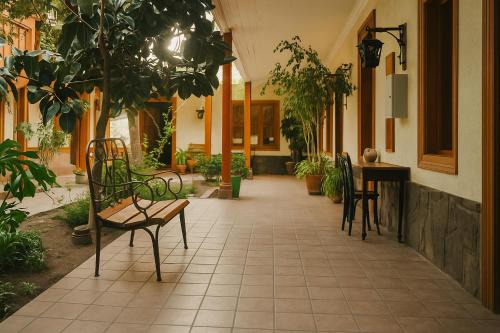 Vicuna Cama Y Desayuno | Hotel Halley - Vicuña, Valle de Elqui