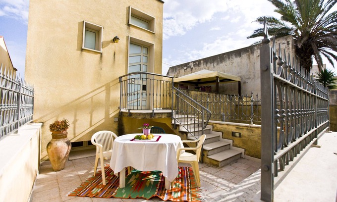 Paparella Hotel | Hotel History