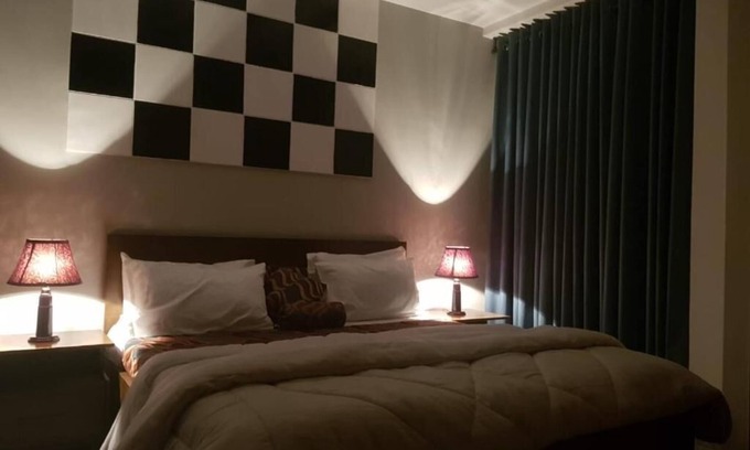 Lahore Hotel | Hotel Holiday Lahore