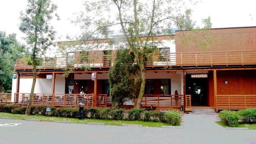 Torun Otro | Hotel i Camping Tramp