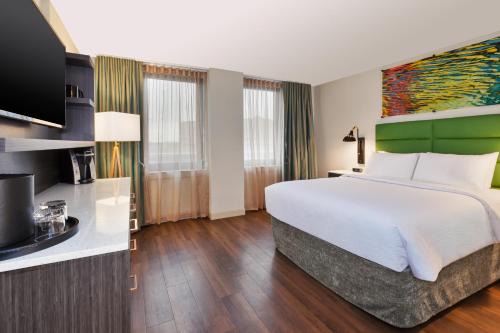 Downtown Hotel | Hotel Indigo Rochester - Mayo Clinic Area