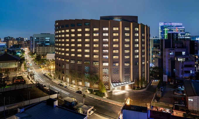 Zhongshan Hotel | Hotel Indigo Taipei North, an IHG Hotel