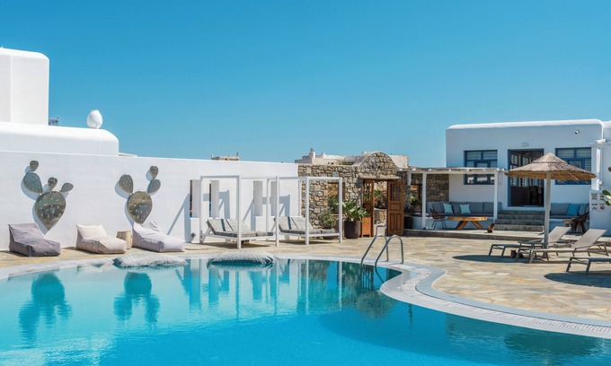 Glastros Hotel | Hotel Jason