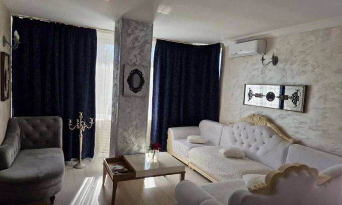 Galati Apartamento | Hotel Jolie Apartments - One-Bedroom Apartment with Balcony