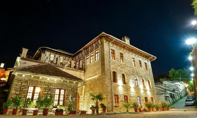 Gjirokaster Hotel | Hotel Kalemi 2