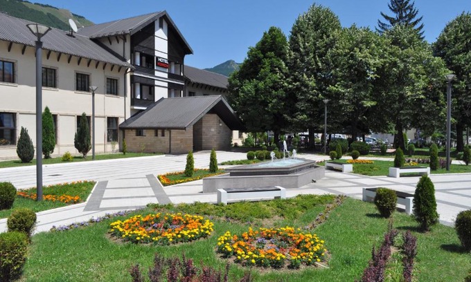 Andrijevica Hotel | Hotel Komovi