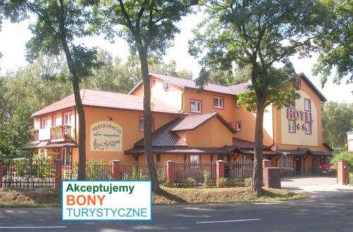 Piaseczno Hotel | Hotel La-Musica