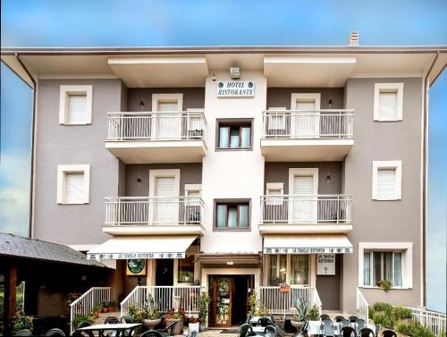 Santa Maria degli Angeli Hotel | Hotel La Tavola Rotonda
